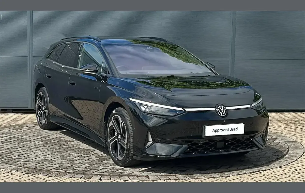 New VW ID.7 GTX 250 kW (340 HP) 2026 Black Estate