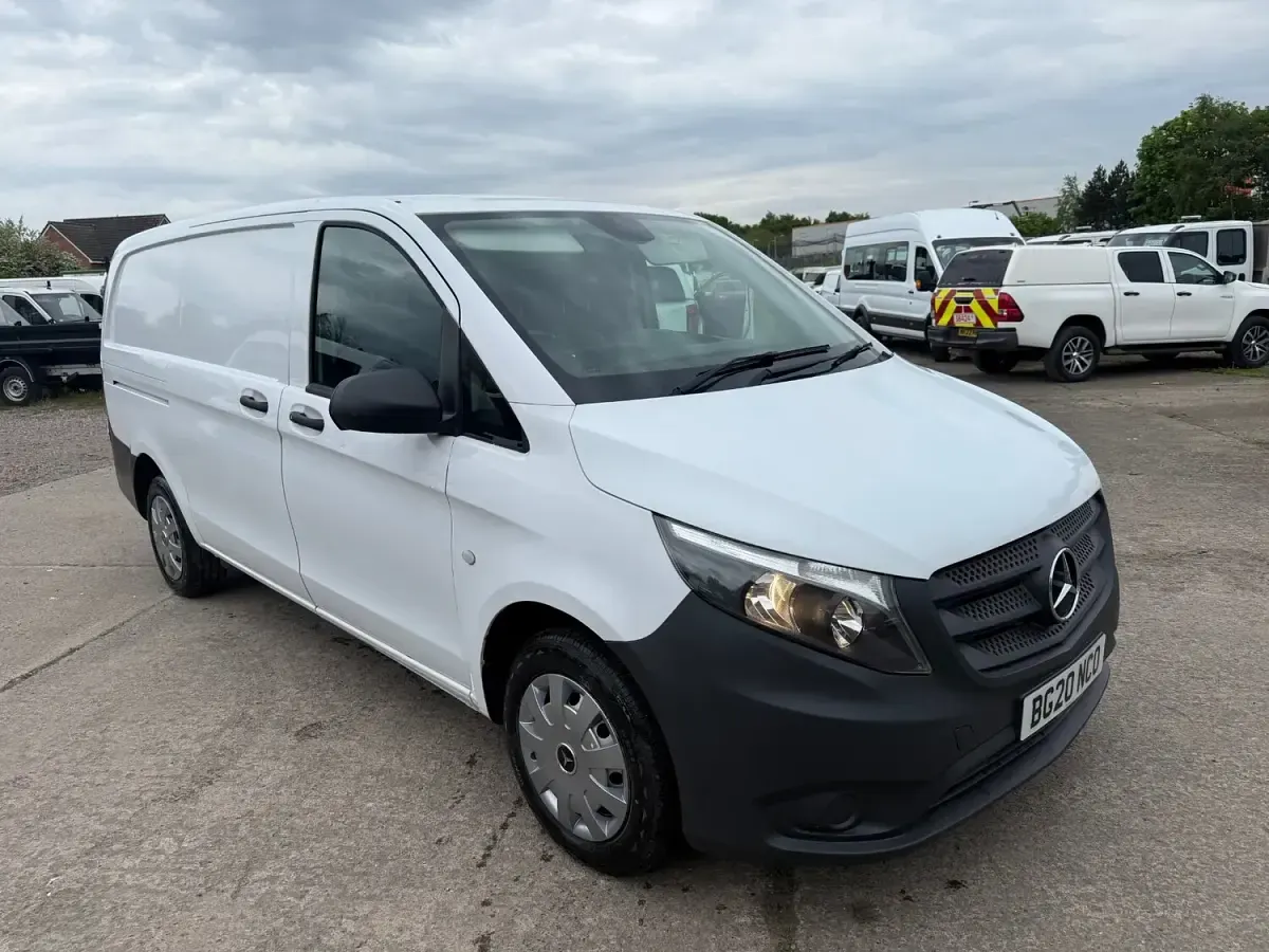 Used Mercedes Vito 140 HP (102 kW) 2020 White Van
