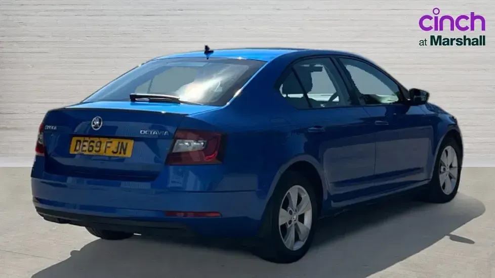 Used Skoda Octavia SE Technology 150 HP (110 kW) 2019 Blue