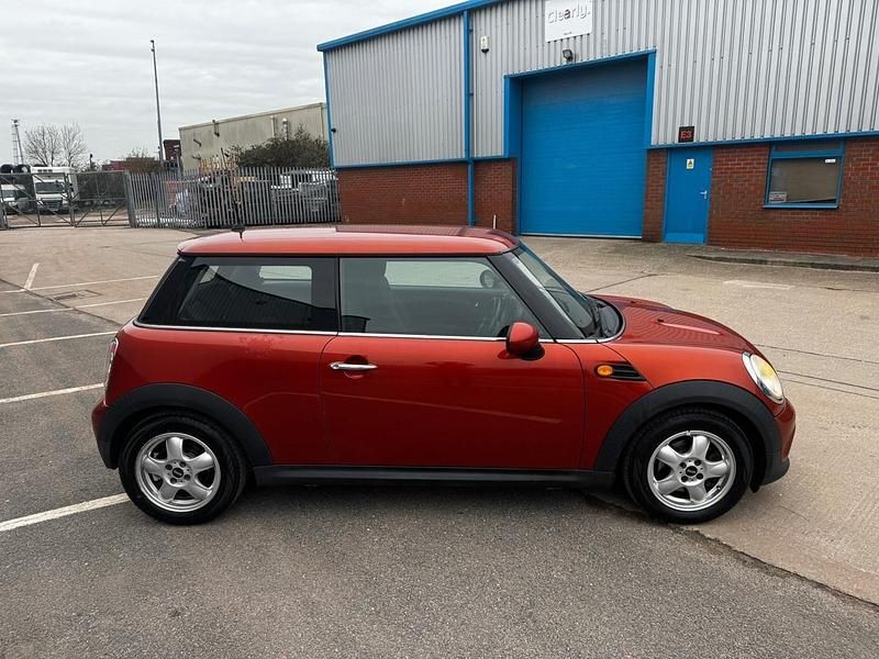 Used Mini Cooper Hatch 2010 Orange Hatchback