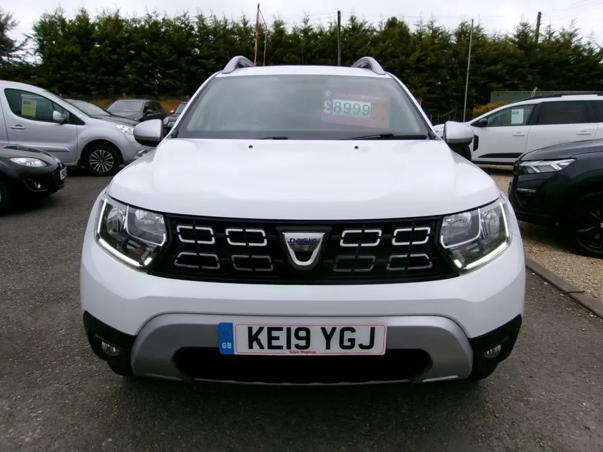 Begagnad Dacia Duster Comfort 114 HK (83 kW) 2019 Vit SUV