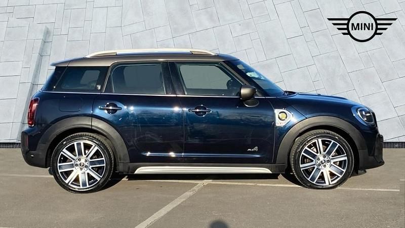 Used Mini Cooper S Countryman Exclusive 219 HP (161 kW) 2022 Black SUV