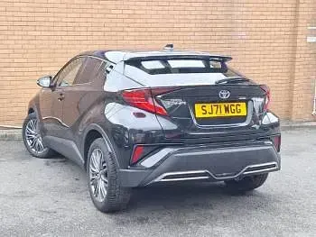 Used Toyota C-HR 184 HP (135 kW) 2021 Black SUV