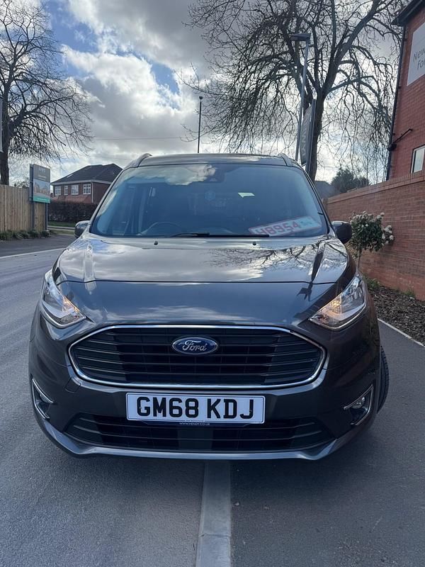 Used Ford Grand Tourneo Connect Titanium 2019 Grey MPV