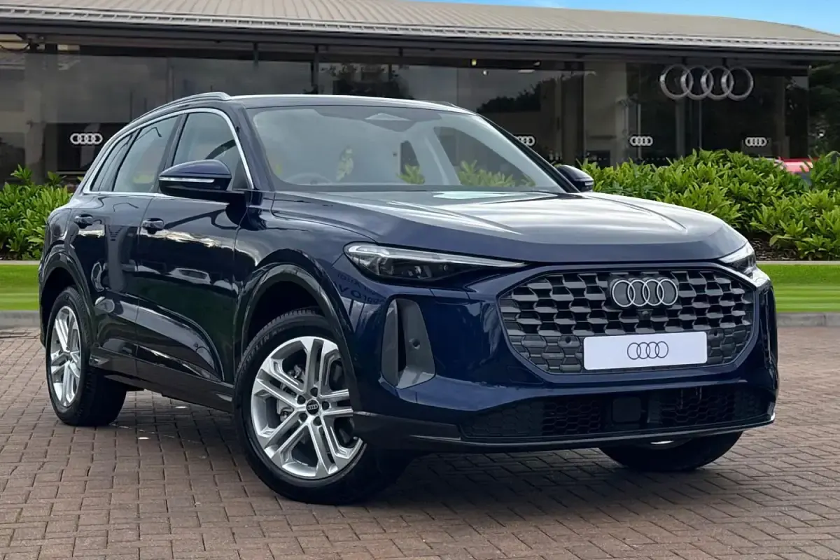 Novo Audi Q5 Sport 268 HP (197 kW) 2026 Azul SUV