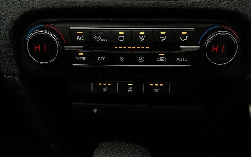 Used Kia ProCeed GT-Line S 140 HP (102 kW) 2024 Orange Estate