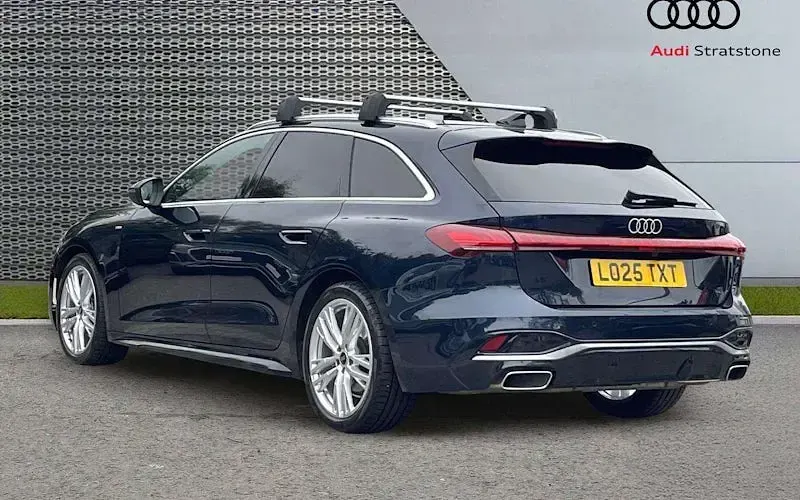 Used Audi A5 S-Line 150 HP (110 kW) 2025 Blue Estate