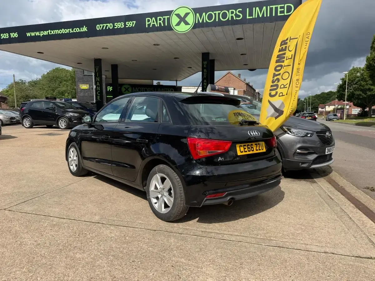 Used Audi A1 Performance 95 HP (69 kW) 2016 Black Hatchback