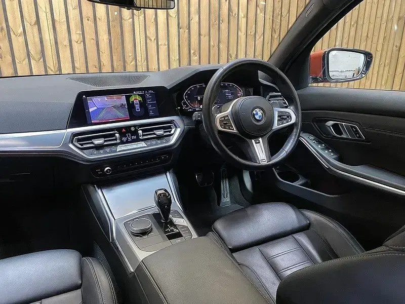 Usado BMW 330 M Sport 2022 Naranja Berlina