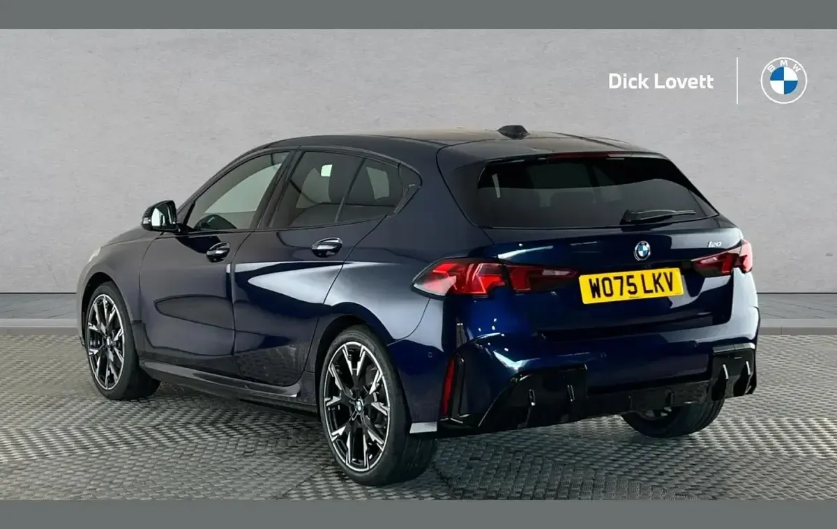 Used BMW 120 M Sport 154 HP (113 kW) 2026 Blue Hatchback