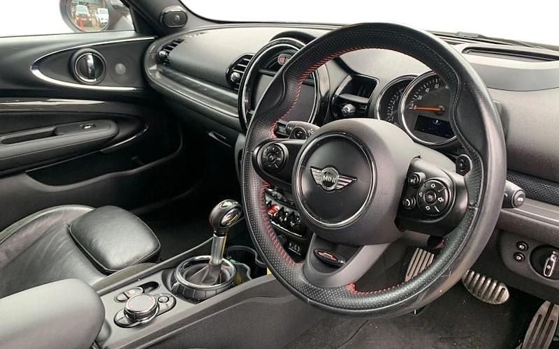 Used Mini Cooper Clubman Chili 192 HP (141 kW) 2017 Red Estate