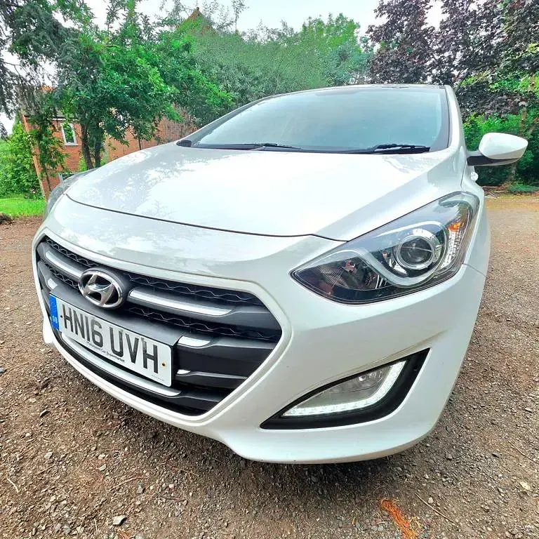 Used Hyundai i30 SE 2015 White Hatchback