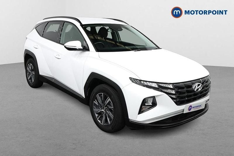 White Used 2022 Hyundai Tucson SE SUV | £16,499 (Fair price) - Image 1/4