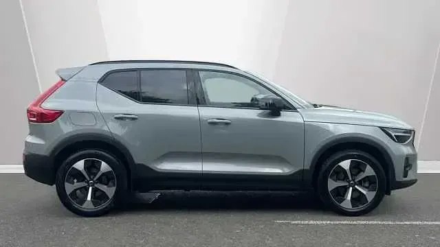 Used Volvo XC40 Plus 194 HP (142 kW) 2026 SUV