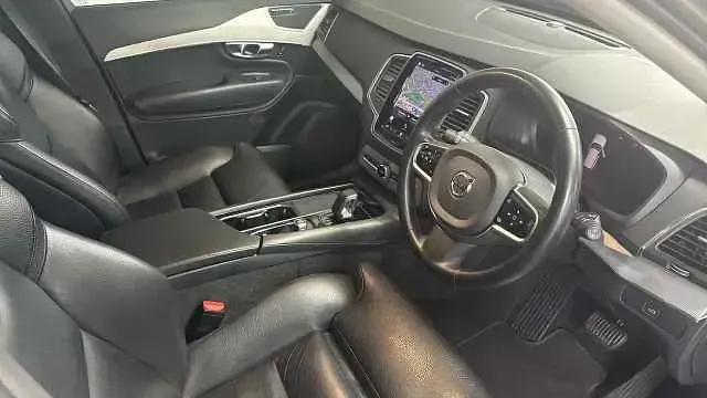 Begagnad Volvo XC90 Core 247 HK (181 kW) 2023 SUV