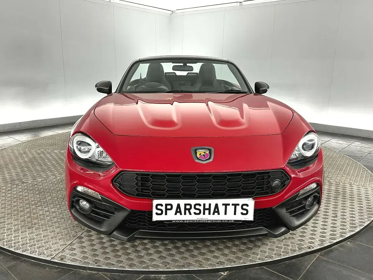 Used Abarth 124 Spider 170 HP (125 kW) 2018 Red Cabriolet