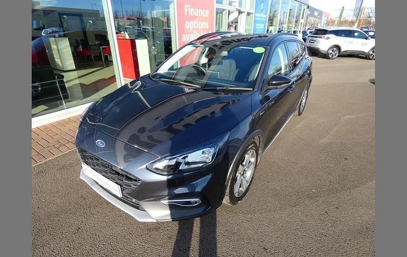Used Ford Focus Active 123 HP (90 kW) 2021 Blue Estate