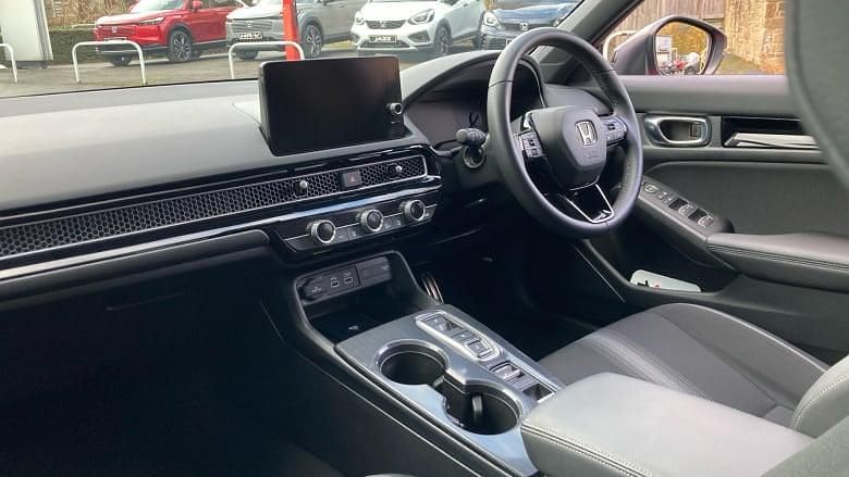 Used Honda Civic Hybrid 143 HP (105 kW) 2024 Red Hatchback