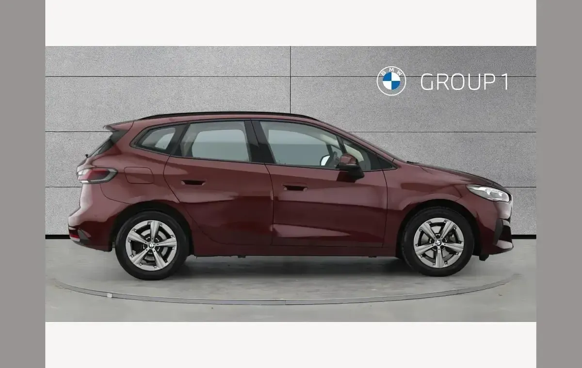 Used BMW 220 Sport Line 154 HP (113 kW) 2023 Red Hatchback