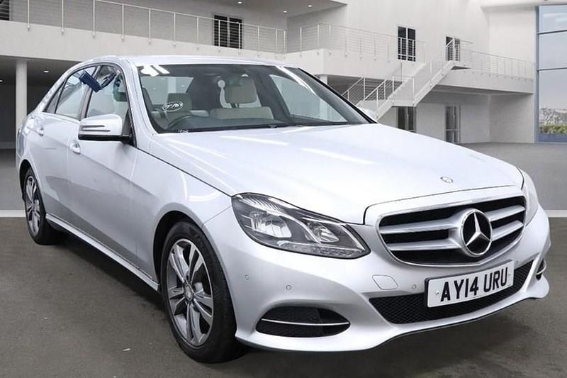 Used Mercedes E220 SE 170 HP (125 kW) 2014 Silver Sedan