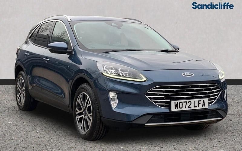 Used Ford Kuga Titanium 150 HP (110 kW) 2023 Chrome blue (premium paint) SUV