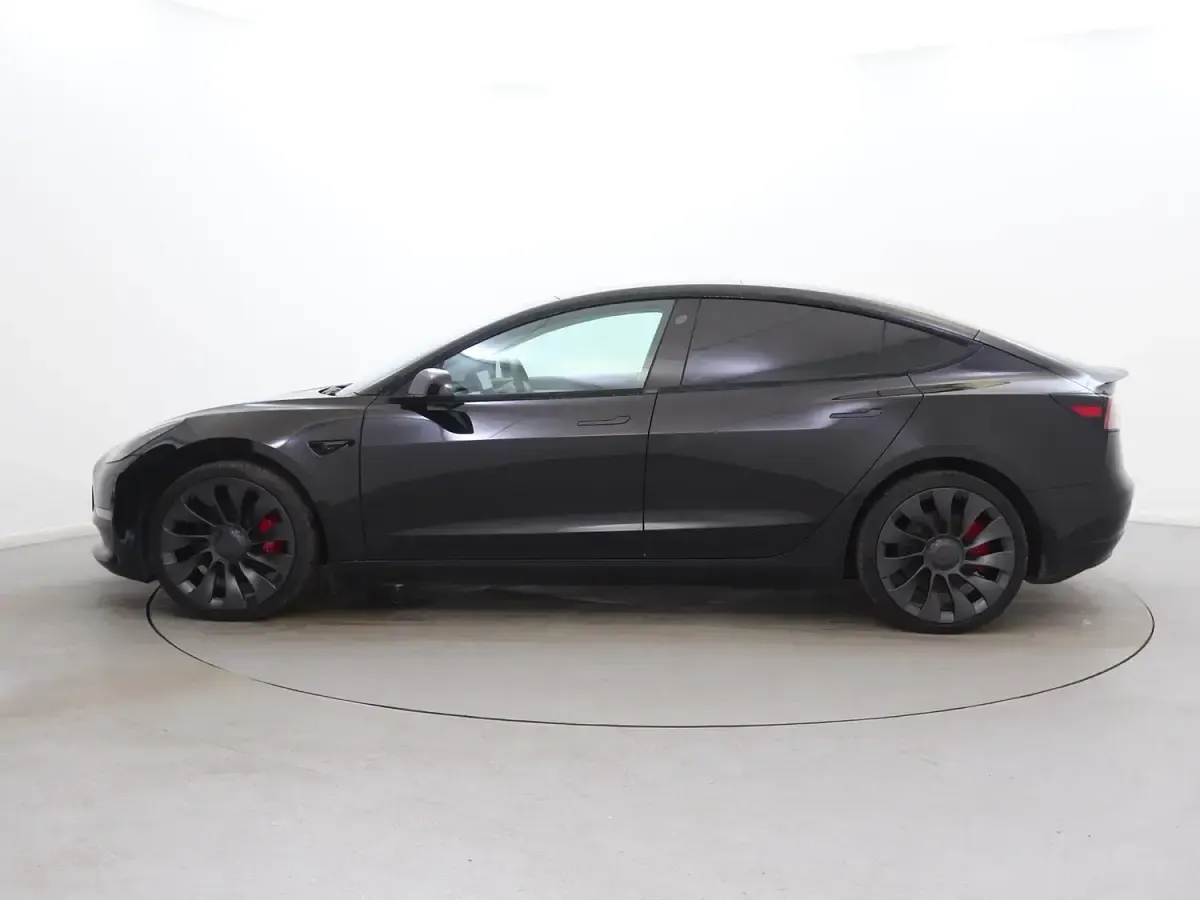 Used Tesla Model 3 Performance 461 kW (627 HP) 2022 Black Sedan