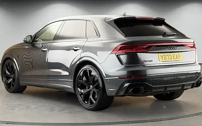 Usado Audi RS Q8 Advanced 600 CV (441 kW) 2023 Gris SUV