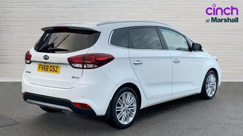 Used Kia Carens 139 HP (102 kW) 2018 White MPV