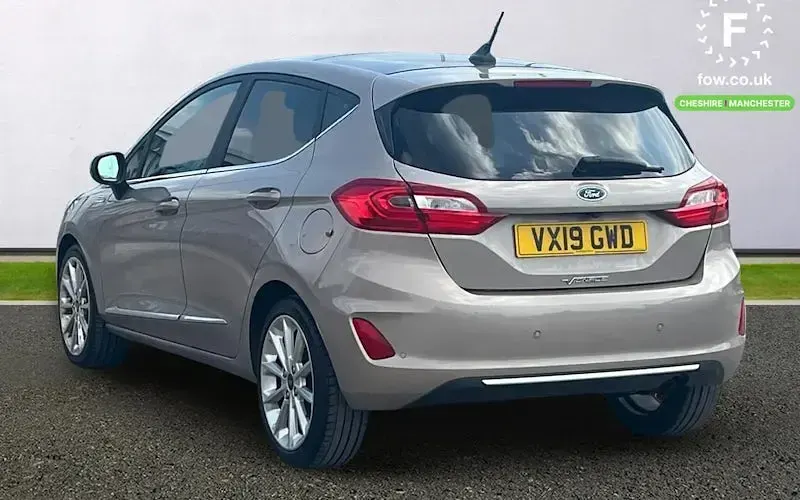 Used Ford Fiesta Vignale 101 HP (74 kW) 2019 Beige Hatchback