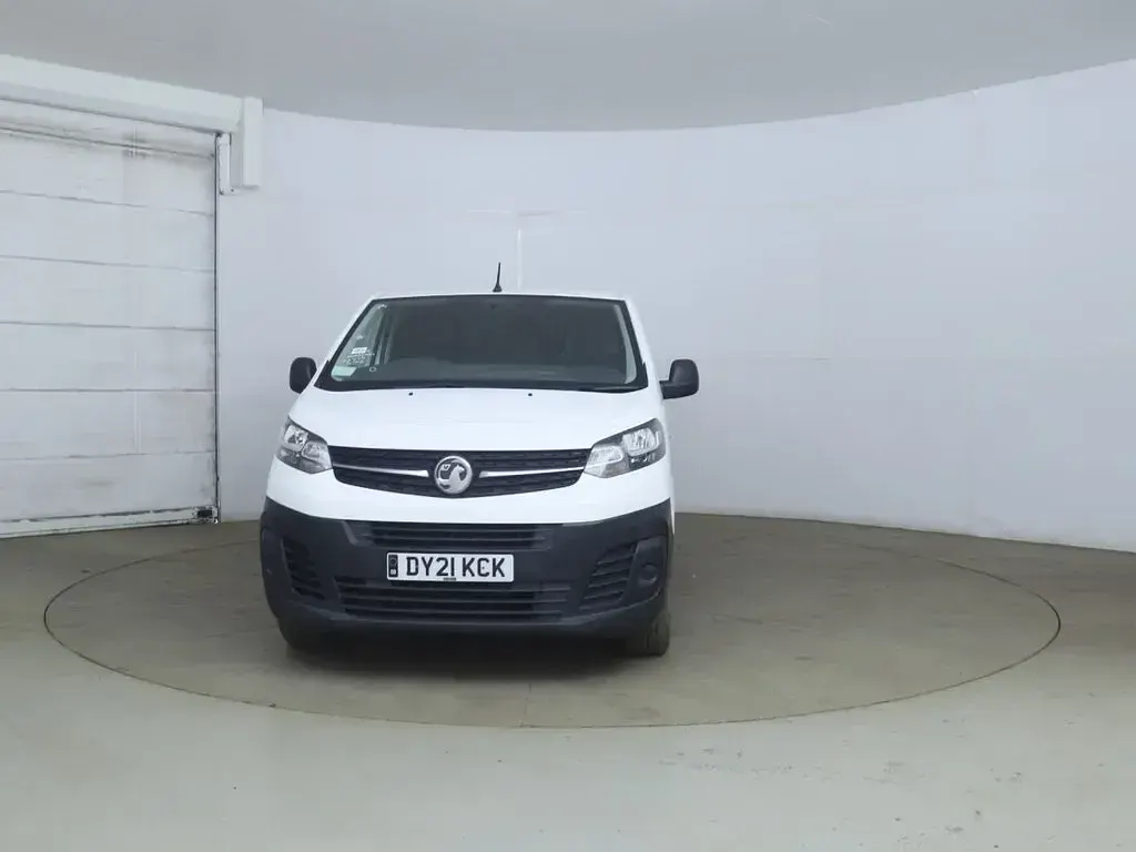 Used Vauxhall Vivaro Edition 2021 White MPV