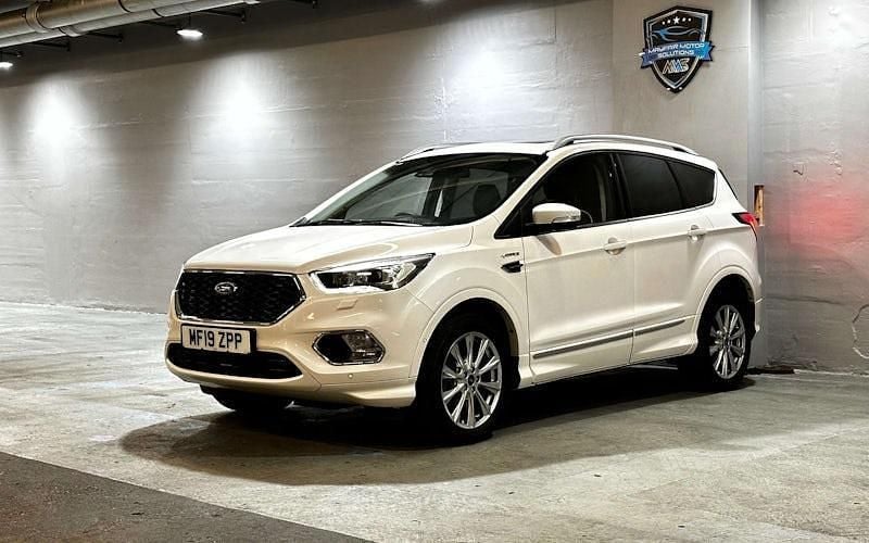Used Ford Kuga Vignale 180 HP (132 kW) 2019 White SUV