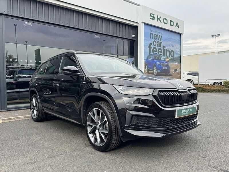 Black magic pearl effect Used 2023 Skoda Kodiaq SportLine SUV | £30,995 (Fair price) - Image 1/4