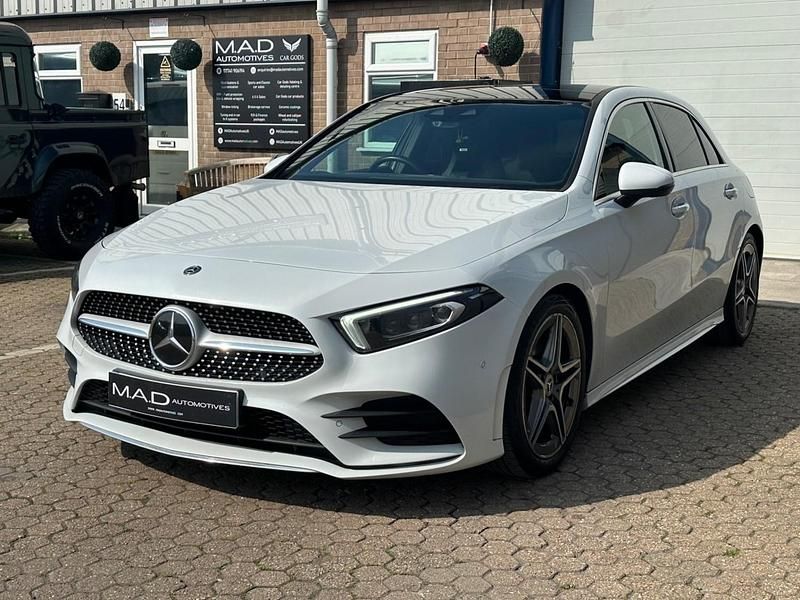 Used Mercedes A200 AMG Line Premium Plus 150 HP (110 kW) 2019 White Hatchback