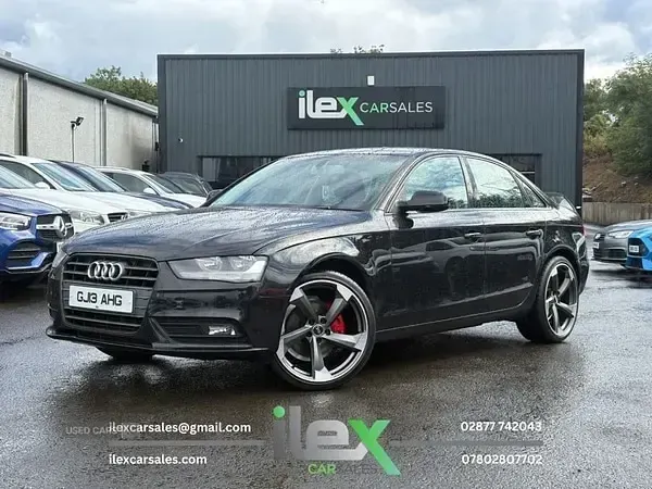 Used Audi A4 Comfort 140 HP (102 kW) 2013 Black Sedan