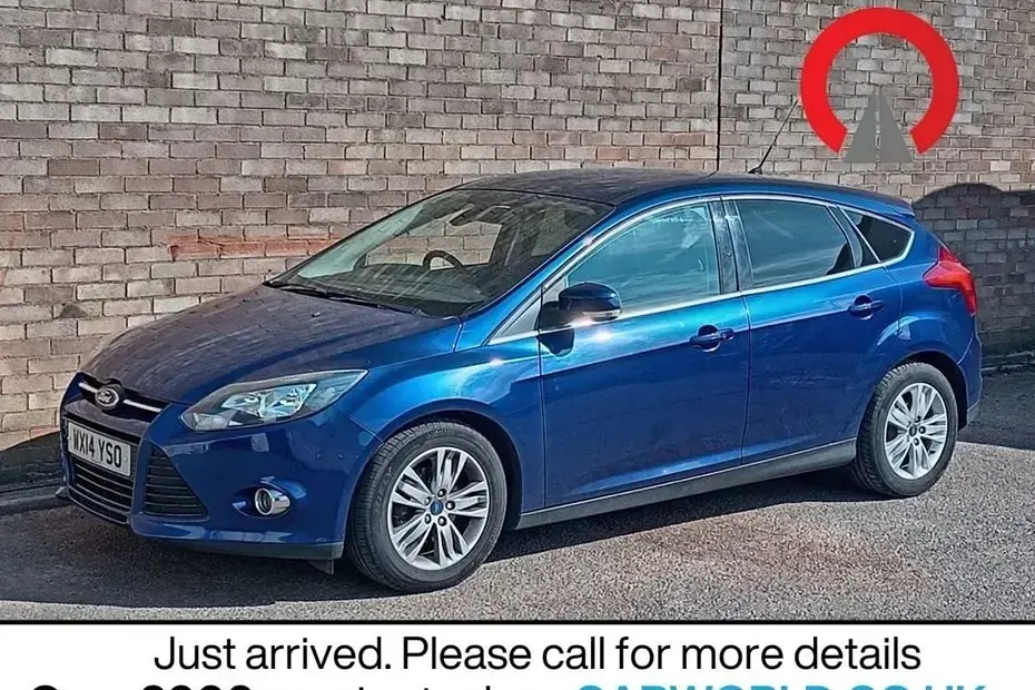 Usado Ford Focus Titanium 115 HP (84 kW) 2014 Azul Citadino