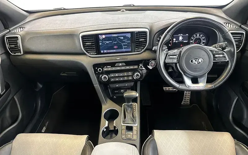 Used Kia Sportage GT-Line 177 HP (130 kW) 2022 White SUV
