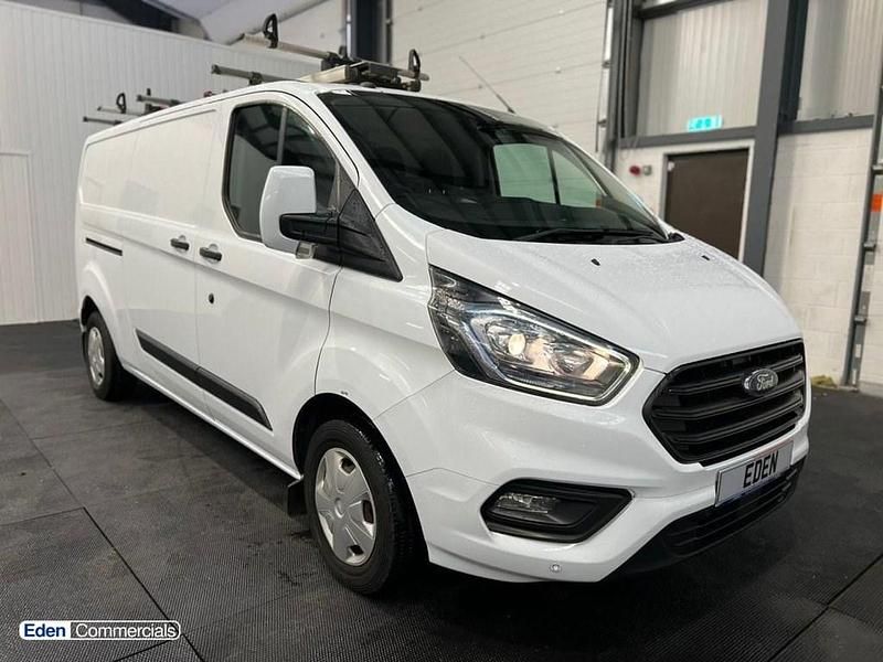 White Used 2020 Ford Transit Custom Trend Van | £10,390 (Fair price) - Image 1/3