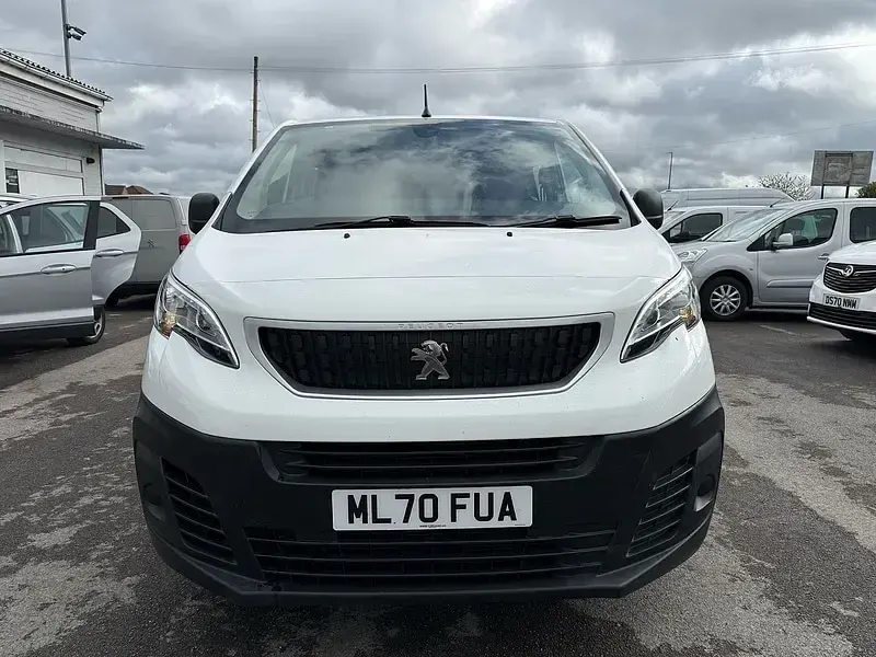 Used Peugeot Expert 100 HP (73 kW) 2020 White Van