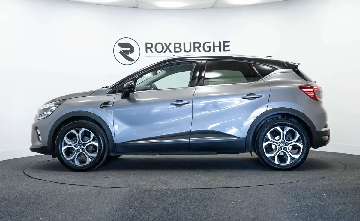 Used Renault Captur Techno 145 HP (106 kW) 2024 Grey SUV