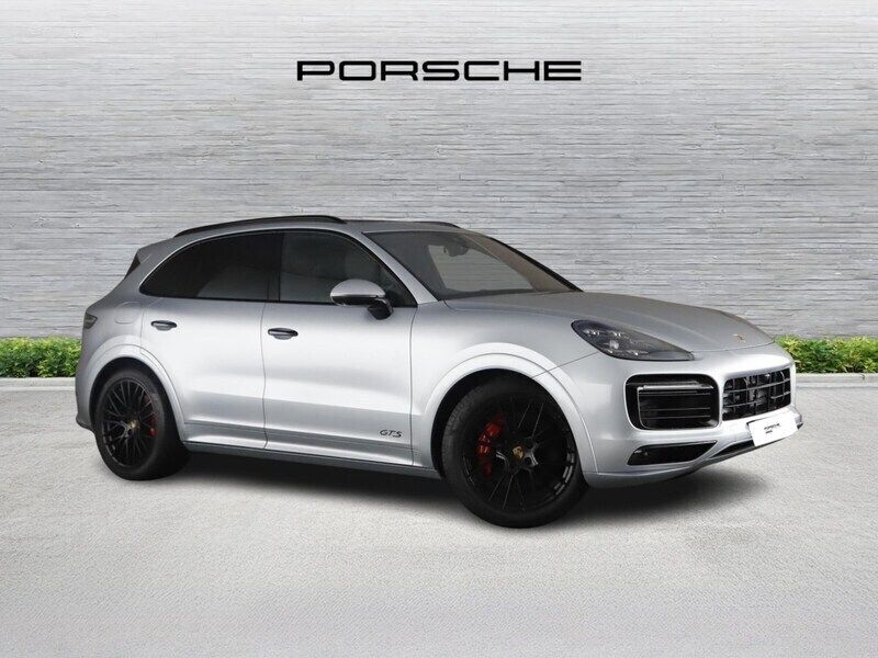 Silver Used 2022 Porsche Cayenne SUV | £78,900 (Fair price) - Image 1/4
