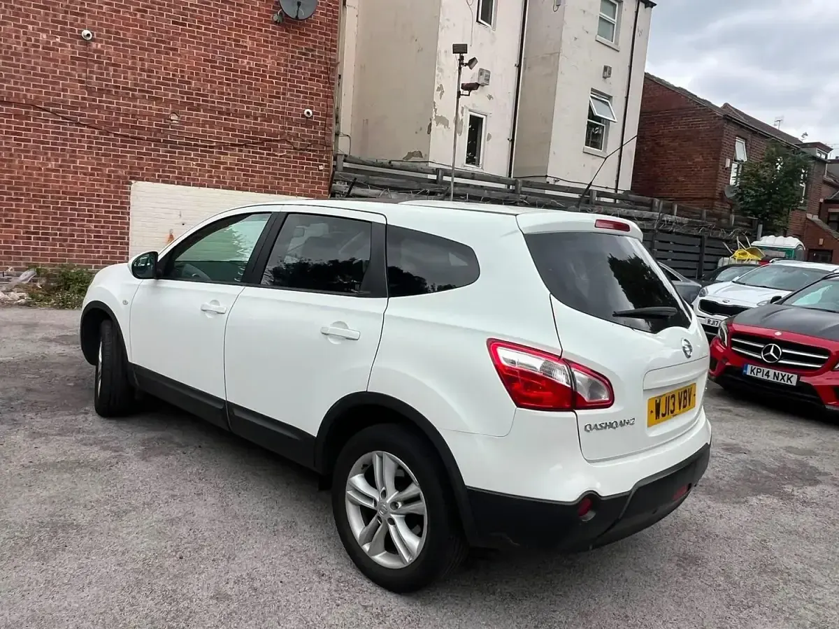 Used Nissan Qashqai +2 Acenta 110 HP (80 kW) 2013 White SUV