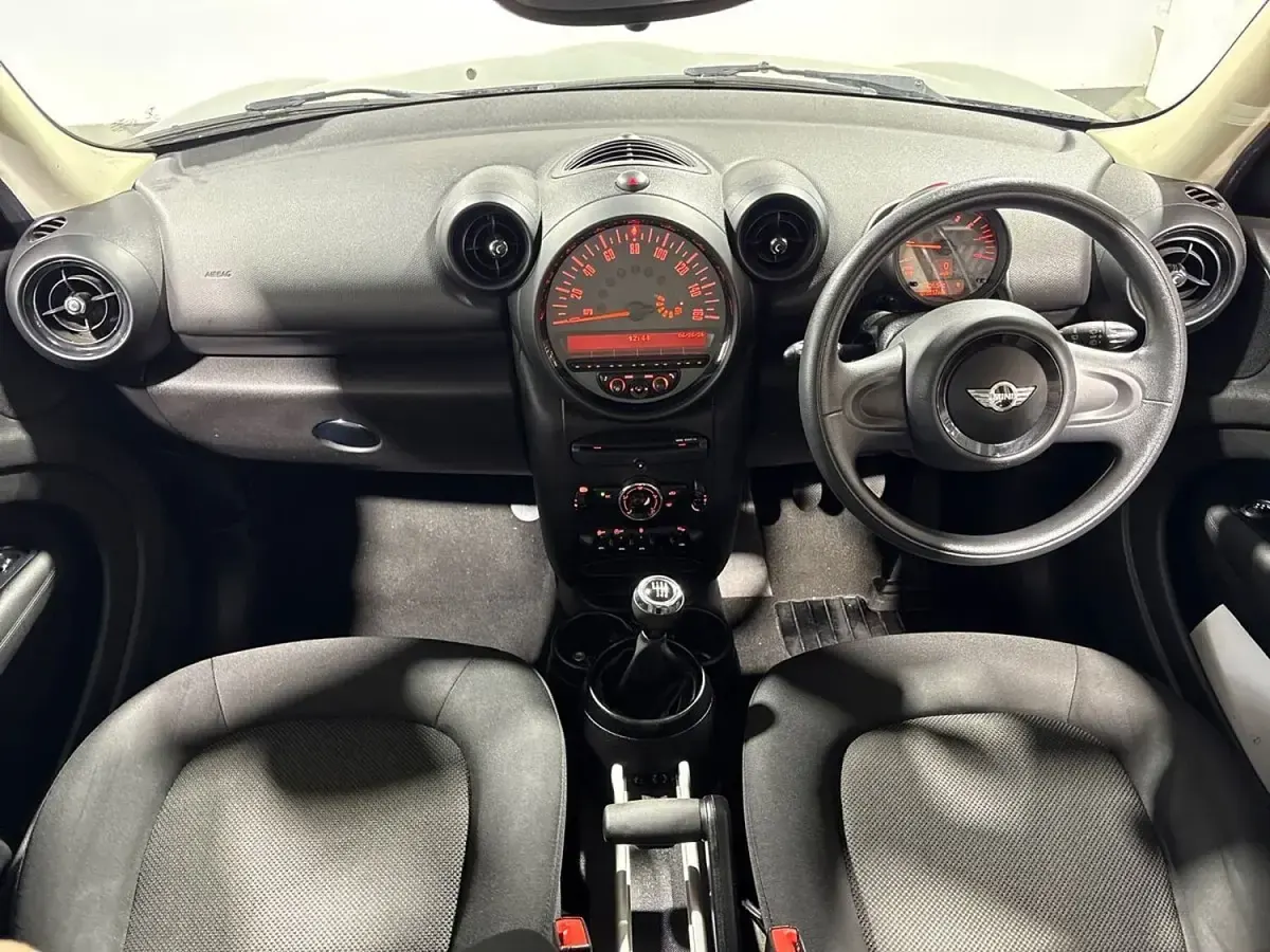 Used Mini Cooper 122 HP (89 kW) 2015 Green Hatchback