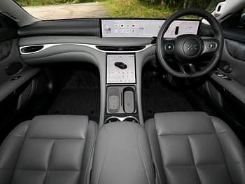 New MG IM5 216 kW (295 HP) 2026 Blue Hatchback