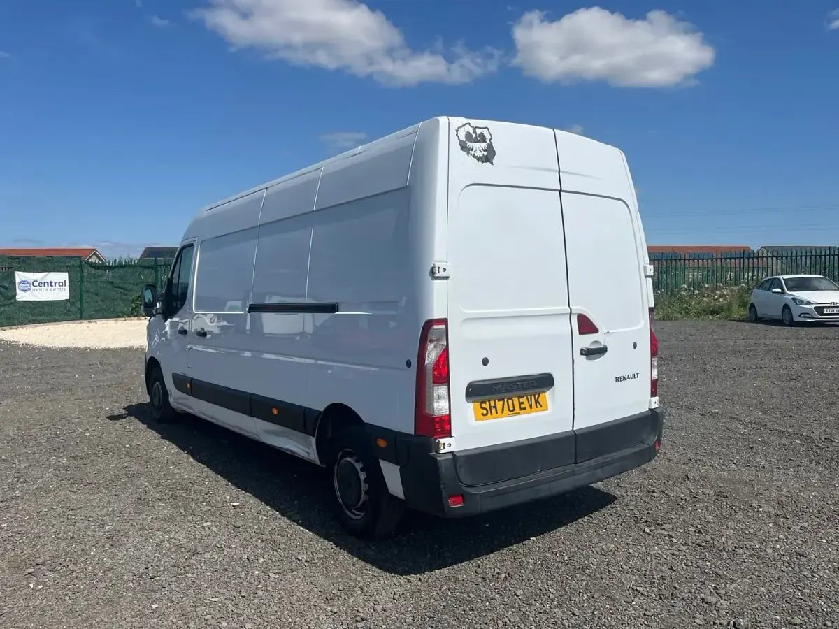 Used Renault Master Business 2020 White MPV