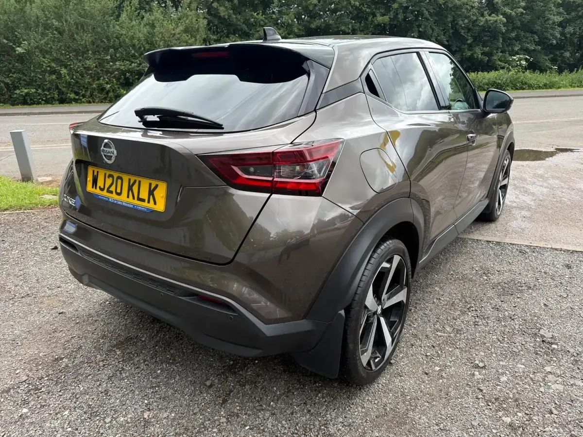 Used Nissan Juke Tekna 2020 Bronze SUV