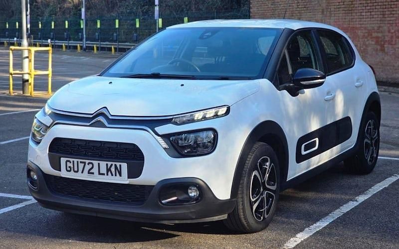 Used Citroën C3 PureTech 83 HP (61 kW) 2022 White Hatchback