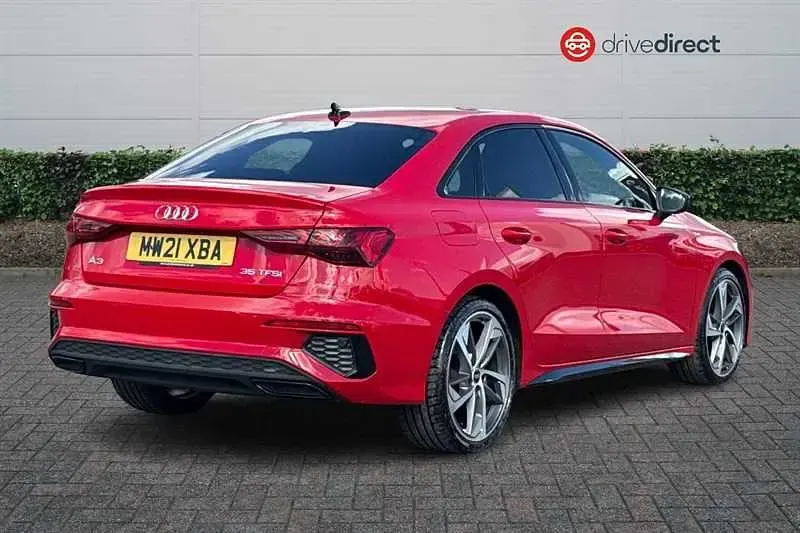Used Audi A3 Advanced 150 HP (110 kW) 2021 Red Sedan