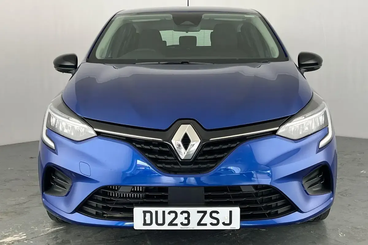 Used Renault Clio Evolution 90 HP (66 kW) 2023 Blue Hatchback
