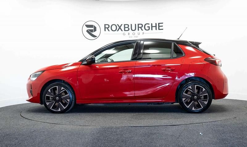 Used Vauxhall Corsa-e Edition 100 kW (136 HP) 2022 Red Hatchback