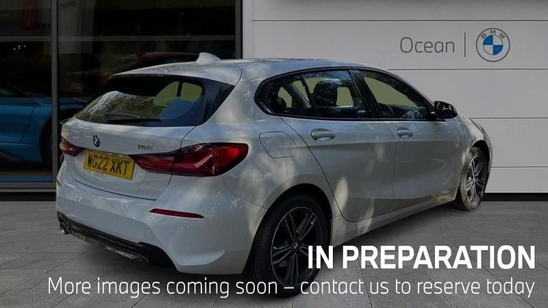 Used BMW 118 Sport Line 134 HP (98 kW) 2022 White Hatchback